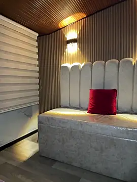 Cute Angell  online show from February 7, 3:21 am