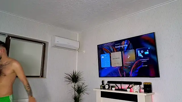 JamieNoxus online show from November 18, 7:13 am