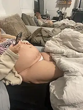 Princessemisse online show from December 4, 6:05 pm