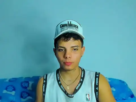 Alessandro 1610 online show from September 12, 4:45 am