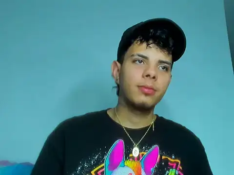 Alessandro 1610 online show from September 20, 5:30 am