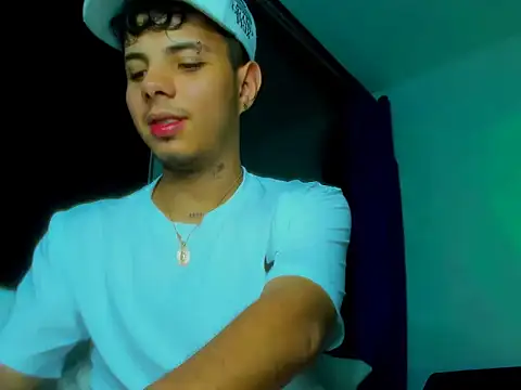 Alessandro 1610 online show from October 15, 2:44 am