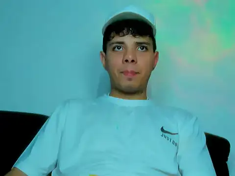 Alessandro 1610 online show from February 17, 6:32 am