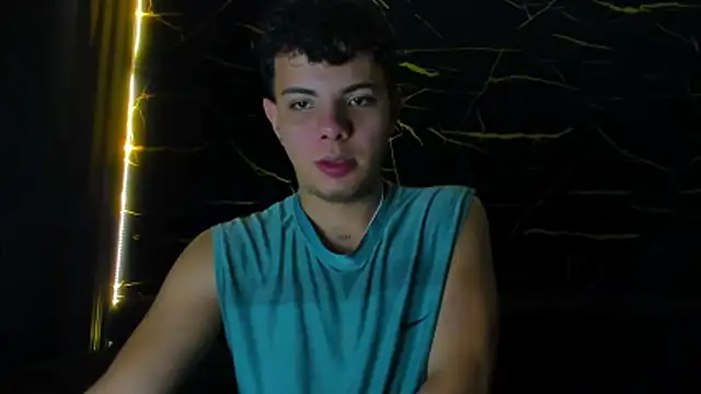 Alessandro 1610 online show from April 6, 5:30 am