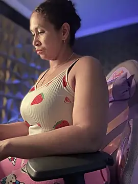 Carola-Ross online show from March 2, 5:44 am