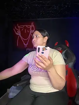 Carola-Ross online show from March 23, 2:26 am