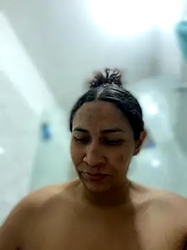 Carola-Ross online show from November 25, 5:13 pm