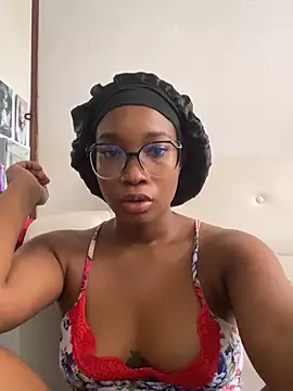 Snapshot of blackgril12 chatting on February 21, 2:06 pm blackgril12 online show from February 21, 2:06 pm