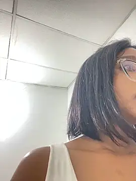 Snapshot of blackgril12 chatting on March 14, 6:42 am blackgril12 online show from March 14, 6:42 am