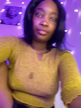 Snapshot of blackgril12 chatting on March 21, 8:06 am blackgril12 online show from March 21, 8:06 am