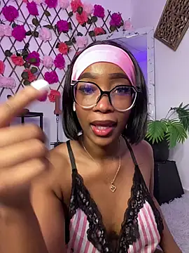 Snapshot of blackgril12 chatting on December 5, 11:30 am blackgril12 online show from December 5, 11:30 am