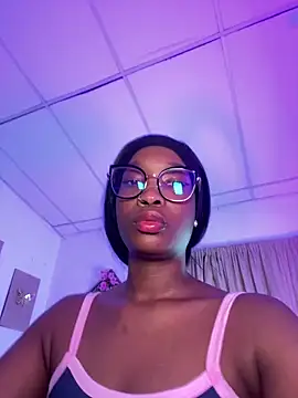 Snapshot of blackgril12 chatting on March 4, 10:16 pm blackgril12 online show from March 4, 10:16 pm