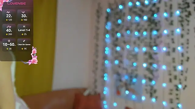 EvelinaLuu online show from November 27, 2:24 am