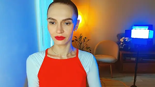 Lady Sunshine  online show from March 14, 8:20 am