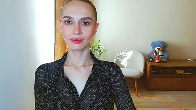 Lady Sunshine  online show from April 13, 5:46 am