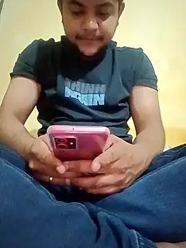 Snapshot of ThrillerBoydsak chatting on February 19, 9:28 am ThrillerBoydsak online show from February 19, 9:28 am