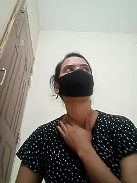 Snapshot of Sexy_pori chatting on March 16, 12:11 pm Sexy pori online show from March 16, 12:11 pm