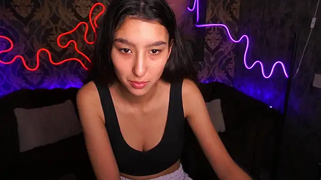 CharmMocco online show from February 14, 10:28 am