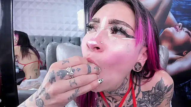 miss   angel online show from October 9, 6:06 pm