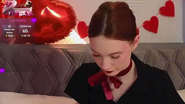 Snapshot of JoYung chatting on February 17, 8:09 am JoYung online show from February 17, 8:09 am