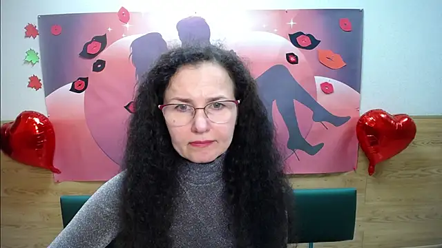Snapshot of Miroslava_Happi chatting on October 12, 6:12 am Miroslava Happi online show from October 12, 6:12 am
