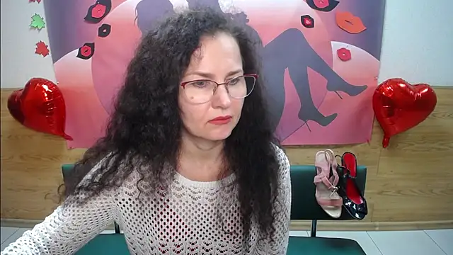 Snapshot of Miroslava_Happi chatting on October 13, 5:29 am Miroslava Happi online show from October 13, 5:29 am