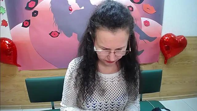 Snapshot of Miroslava_Happi chatting on October 20, 6:36 am Miroslava Happi online show from October 20, 6:36 am