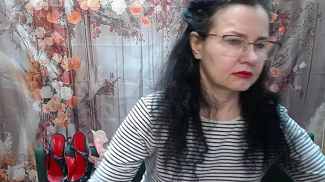 Miroslava Happi online show from March 10, 6:40 am