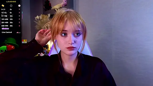 Hisoka akerley online show from September 11, 4:18 pm