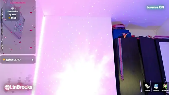 Snapshot of Annaa_Brooks chatting on March 4, 9:00 pm Annaa Brooks online show from March 4, 9:00 pm