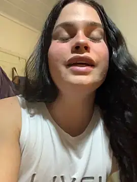 Snapshot of jessiebuny chatting on July 12, 9:28 pm jessiebuny online show from July 12, 9:28 pm