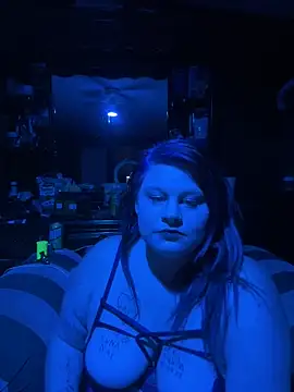 gothicfreakmachine online show from May 26, 7:04 am