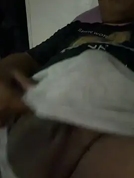 ElCangri19 online show from April 28, 4:50 am