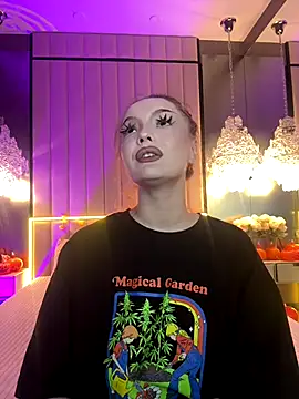 AlexaBright online show from November 4, 7:13 pm