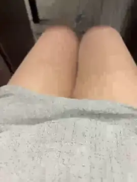 Mia-77 online show from April 2, 3:04 am