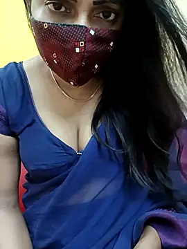 Snapshot of Thamarai28 chatting on September 20, 2:12 am Thamarai28 online show from September 20, 2:12 am