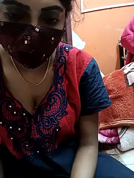 Snapshot of Thamarai28 chatting on November 27, 1:40 am Thamarai28 online show from November 27, 1:40 am