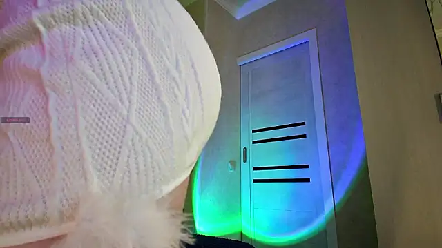 Roseaa online show from March 25, 3:07 pm