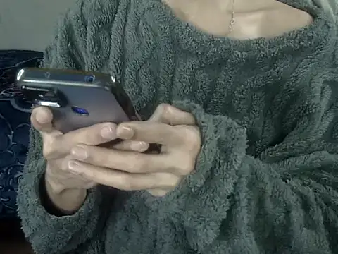 YourCDBitch online show from February 6, 6:33 pm