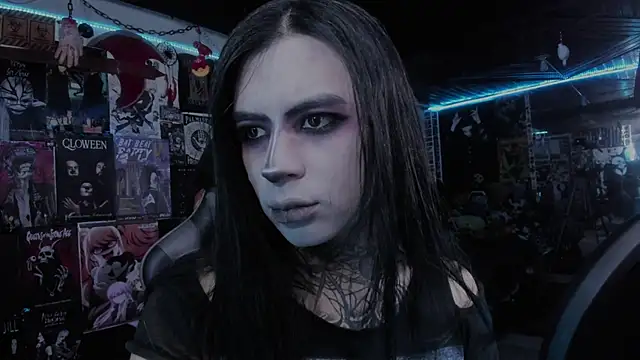 Snapshot of rotten_dreams chatting on October 8, 9:34 pm rotten dreams online show from October 8, 9:34 pm