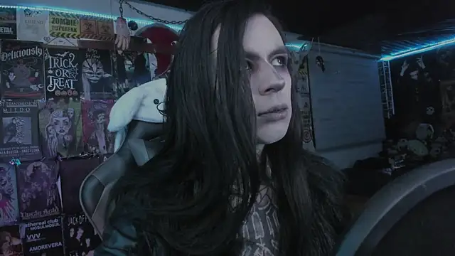 Snapshot of rotten_dreams chatting on January 13, 11:21 pm rotten dreams online show from January 13, 11:21 pm