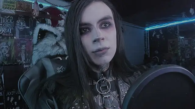 Snapshot of rotten_dreams chatting on February 4, 11:31 pm rotten dreams online show from February 4, 11:31 pm