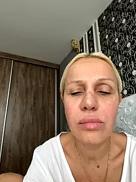 DeboraXporn online show from November 29, 7:33 am