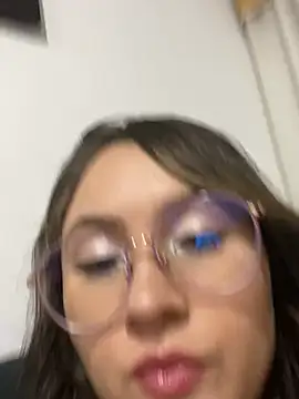 ValentinaOrtiz3 online show from February 24, 1:02 am