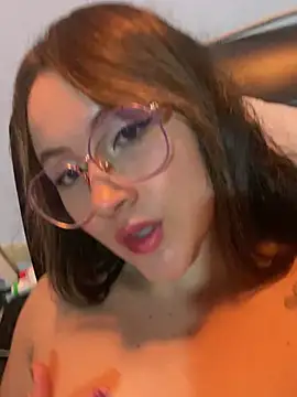 ValentinaOrtiz3 online show from March 14, 3:48 am