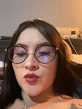 ValentinaOrtiz3 online show from June 5, 1:12 am