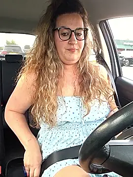 Snapshot of justtess chatting on May 10, 5:29 pm justtess online show from May 10, 5:29 pm