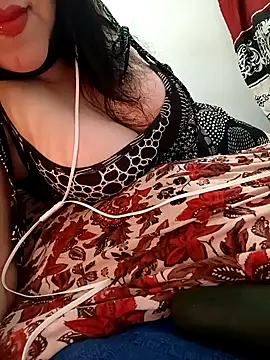 Snapshot of Malak-26 chatting on November 3, 12:35 am Malak-26 online show from November 3, 12:35 am