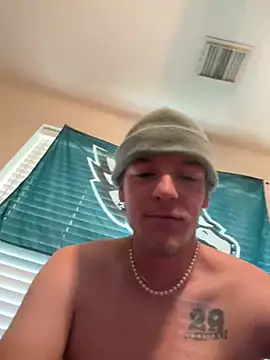 Snapshot of theycallmes3x chatting on February 10, 4:04 pm theycallmes3x online show from February 10, 4:04 pm