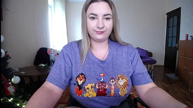 Snapshot of YourSwetiwGirl chatting on January 9, 11:13 am YourSwetiwGirl online show from January 9, 11:13 am